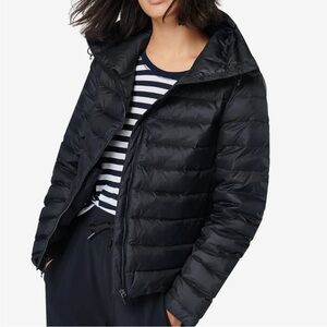 Sweaty Betty Pathfinder Lightweight Packable Jacket in Black Size Medium